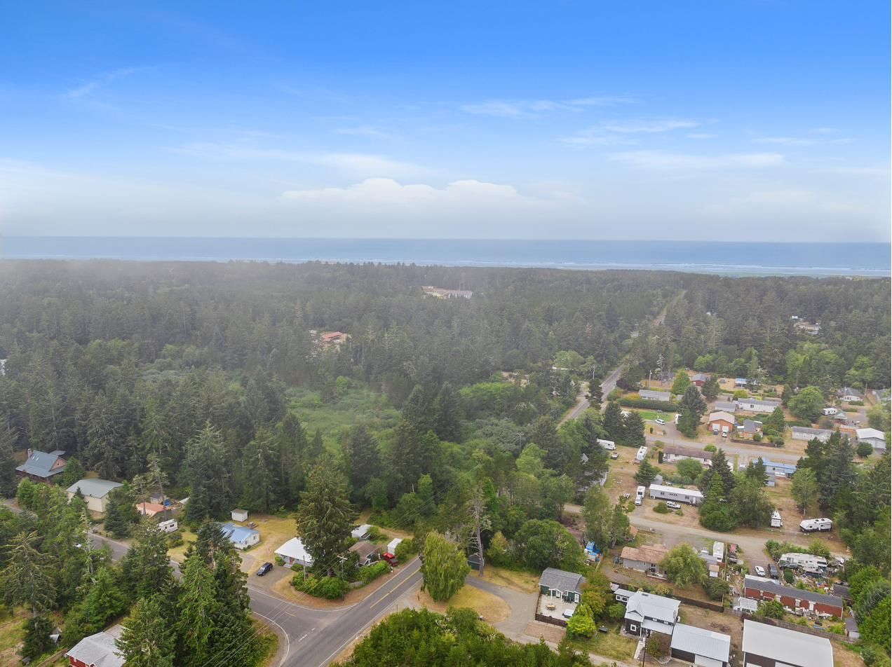 Aerial view west from The Resthouse over Ocean Park to the Pacific Ocean